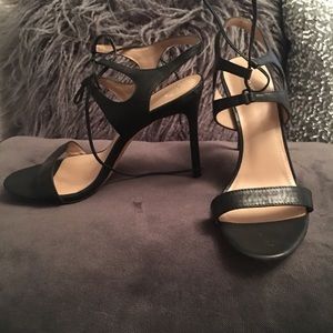 Pour victoire heels
